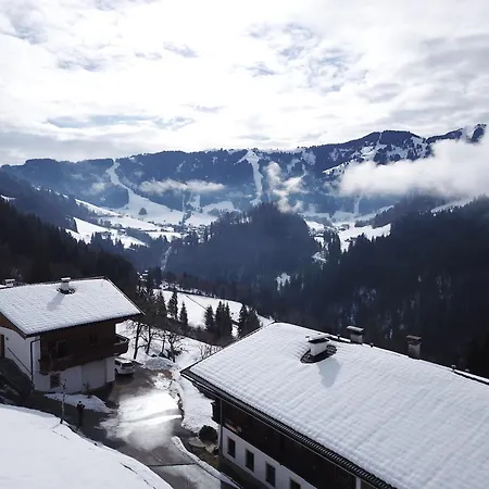 Daire Wimmers Hundsegghof Wild002 *